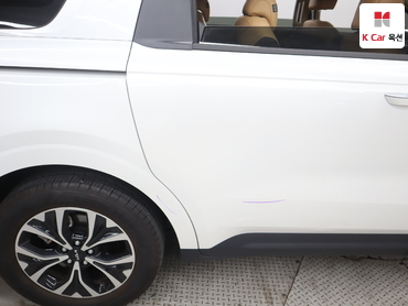 2023 - kia carnival