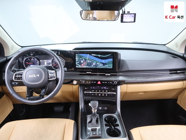 2023 - kia carnival