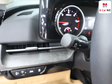 2023 - kia carnival