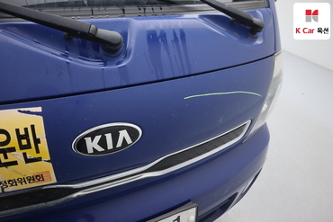 2018 - kia bongo iii