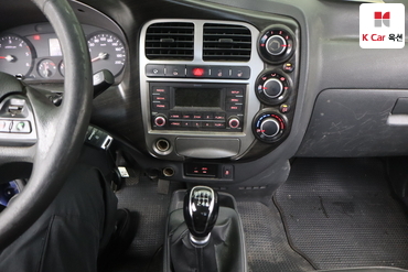 2018 - kia bongo iii