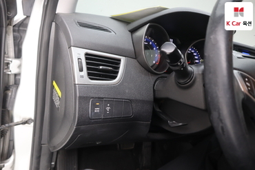 2012 - hyundai avante