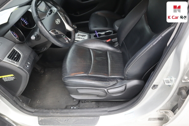 2012 - hyundai avante