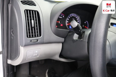 2010 - hyundai avante