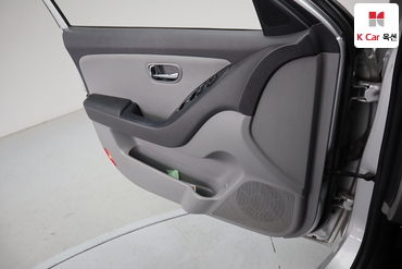 2010 - hyundai avante