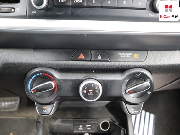 2019 - kia stonic