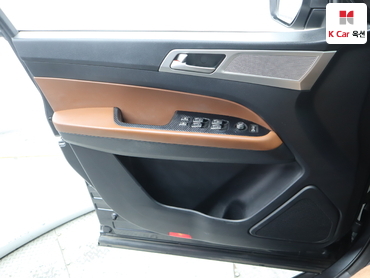 2019 - kg mobility (ssangyong) rexton