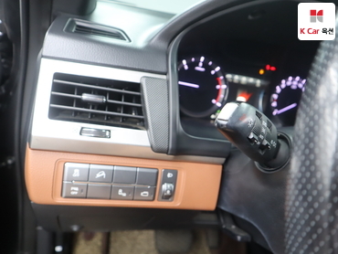 2019 - kg mobility (ssangyong) rexton