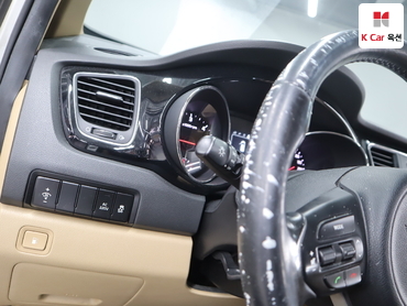 2017 - kia carnival