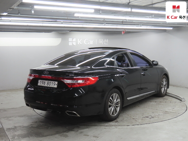 2015 - hyundai grandeur