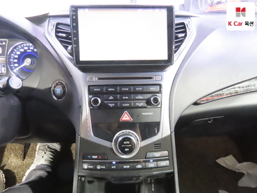 2015 - hyundai grandeur
