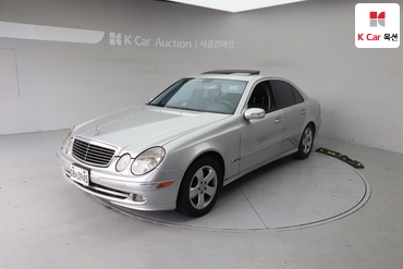 2005 - mercedes-benz e200k