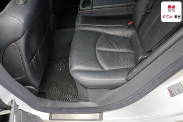 2005 - mercedes-benz e200k