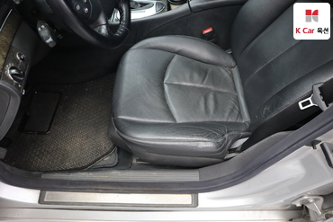 2005 - mercedes-benz e200k