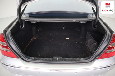 2005 - mercedes-benz e200k