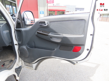 2019 - kia bongo iii