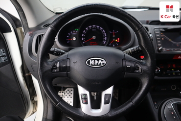 2011 - kia sportage