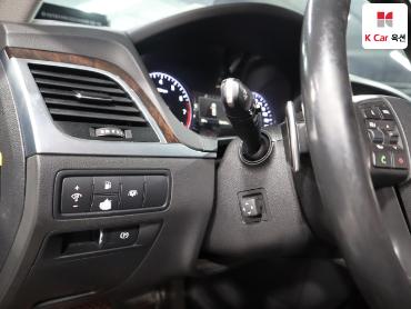 2016 - hyundai g330