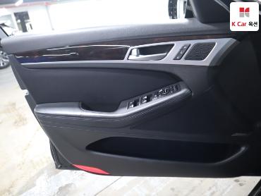 2016 - hyundai g330