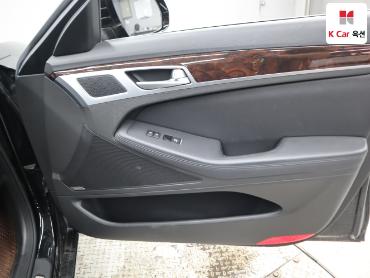 2016 - hyundai g330