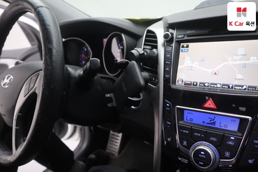 2012 - hyundai i30
