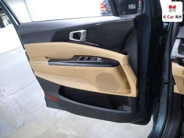 2023 - kia carnival