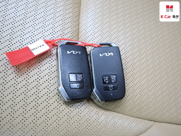 2023 - kia carnival