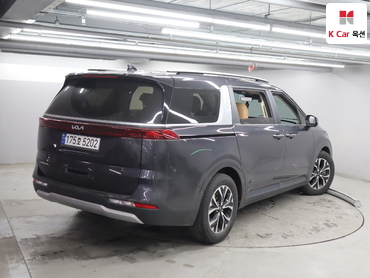 2023 - kia carnival
