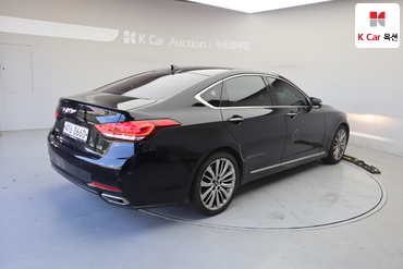 2016 - hyundai g330