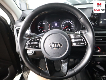2020 - kia seltos