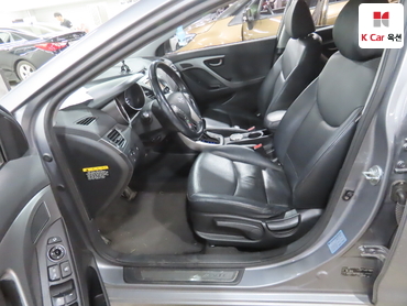 2014 - hyundai avante