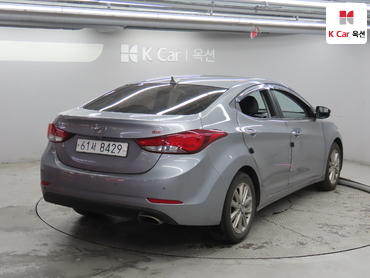 2014 - hyundai avante