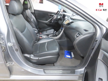 2014 - hyundai avante