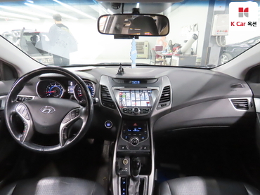 2014 - hyundai avante