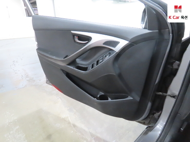 2011 - hyundai avante