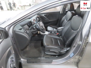 2011 - hyundai avante