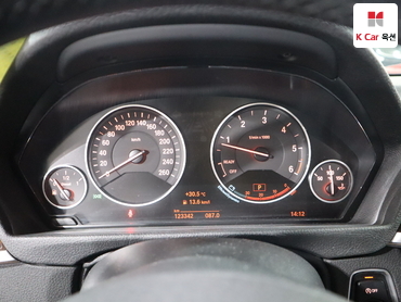 2015 - bmw 3 series