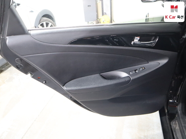 2010 - hyundai sonata