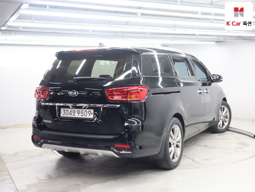 2020 - kia carnival