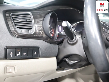 2020 - kia carnival