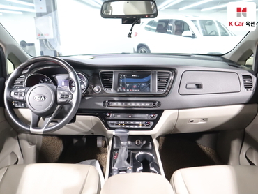 2020 - kia carnival