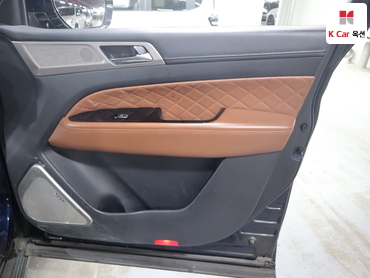 2018 - kg mobility (ssangyong) g4 rexton