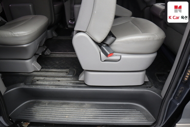 2017 - hyundai grand starex