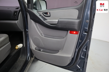 2017 - hyundai grand starex