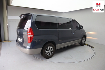 2017 - hyundai grand starex