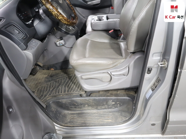 2016 - hyundai grand starex
