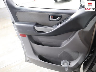 2016 - hyundai grand starex