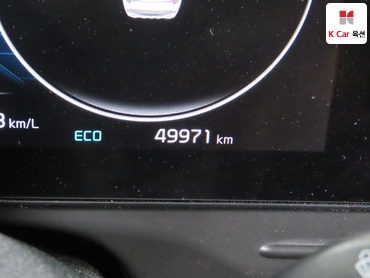 2022 - kia sportage