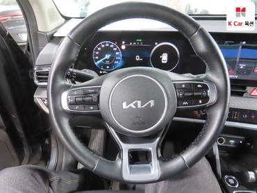 2022 - kia sportage