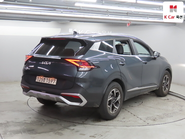 2022 - kia sportage